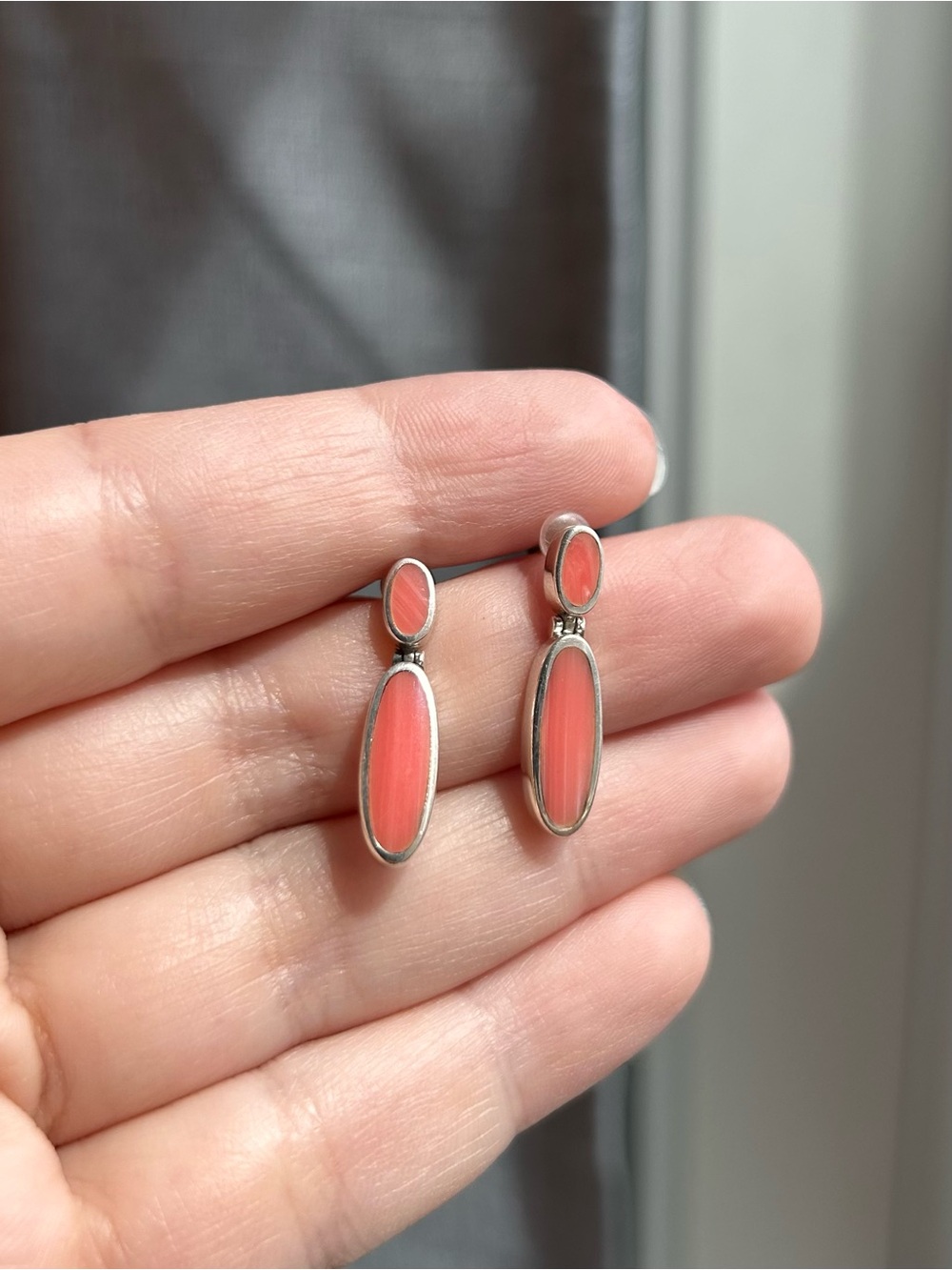 Sterling silver pink conch or coral pierced earrings 925